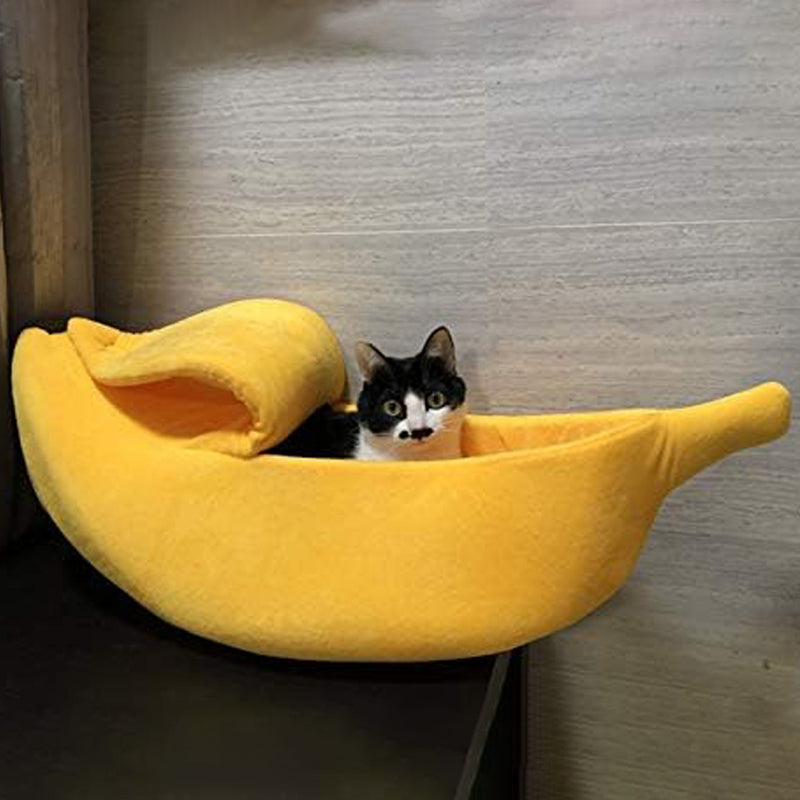 Soft Warm Banana Cat Bed House, Large Christmas Cat Cuddle Bed, Cute Pet Supplies for Cats Kittens Rabbit Small Dogs